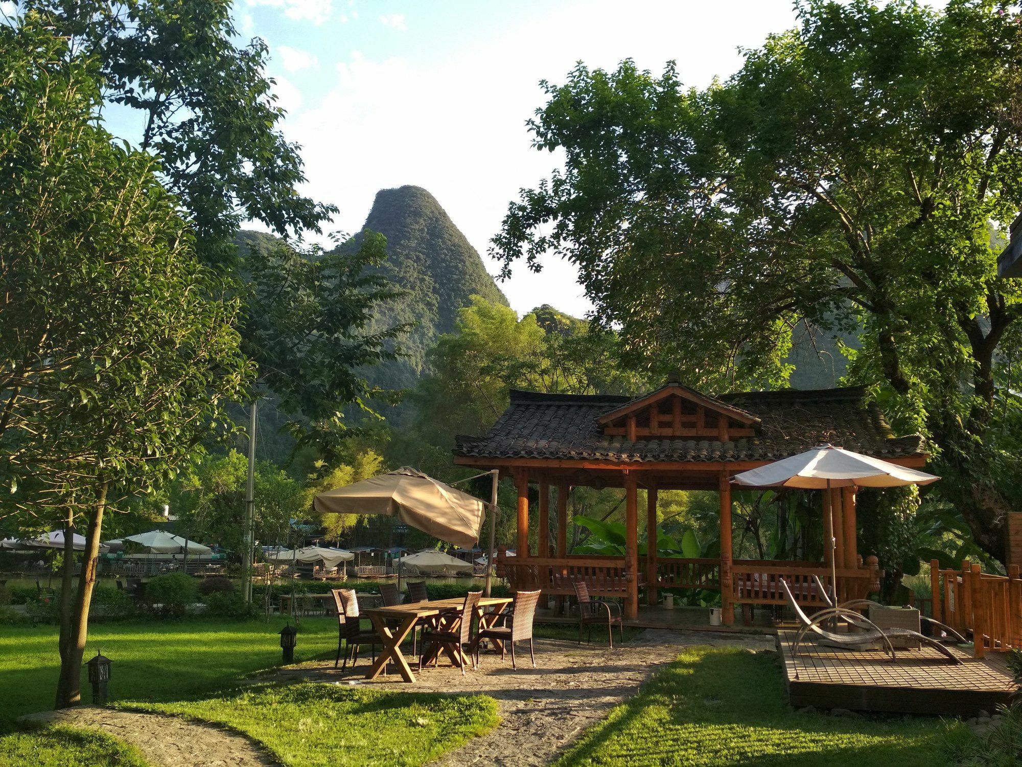 Yangshuo Moondance Hotel Exterior photo
